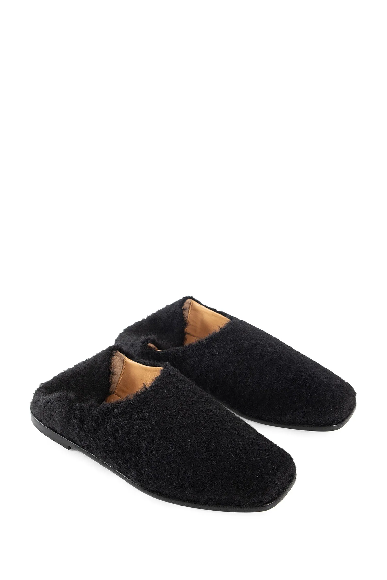 HENDER SCHEME MAN BLACK LOAFERS & FLATS