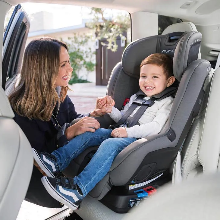 Nuna RAVA Convertible Carseat